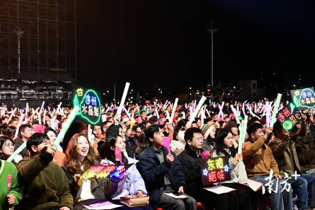 連州“演藝+”模式，真正實(shí)現(xiàn)“一場演出帶火一座城”。黃瀅 攝