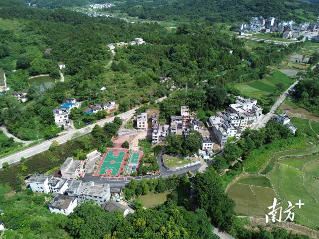 塘聯(lián)坳仔村。
